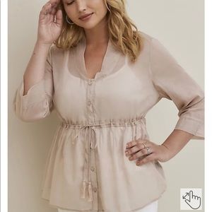Torrid size large (0) collared peplum blouse. Crinkle cotton. Mushroom color